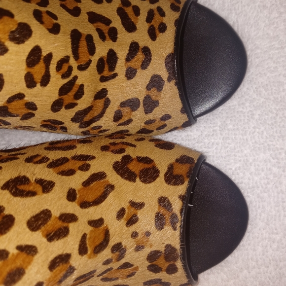 Nicole Miller | Calf Hair Leopard Print Peep Toe - Picture 6 of 10